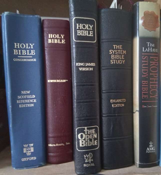 Bibles: KJV from R500 +