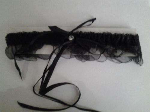 Black lace and organza garter