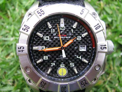 BARGAIN NEW R8000 MTM Military Ops Watch USA ***NO RESERVE***