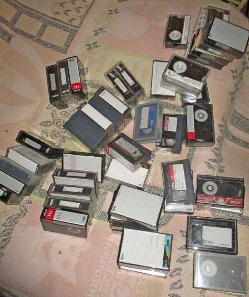 EC-45 Compact used Video Cassettes x50