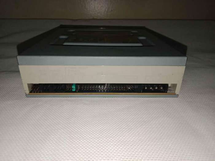 BenQ DW1800 18x DVD Burner - IDE