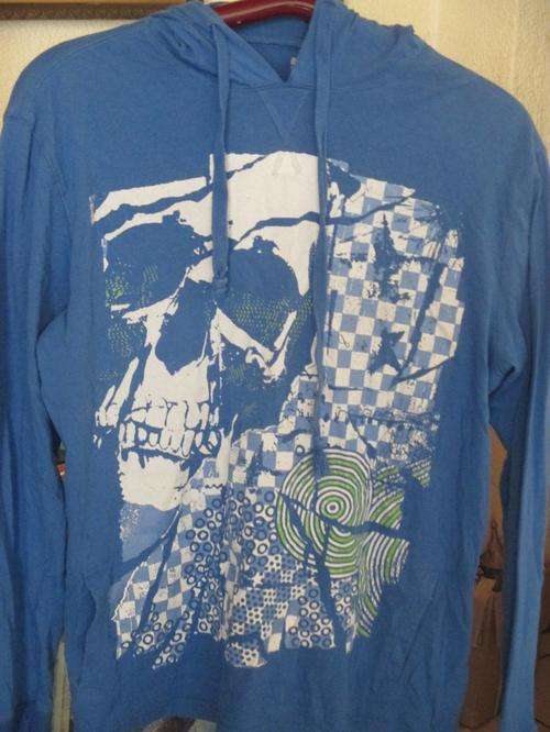BLUE PRINTED HOODIE. SIZE L. AS NEW