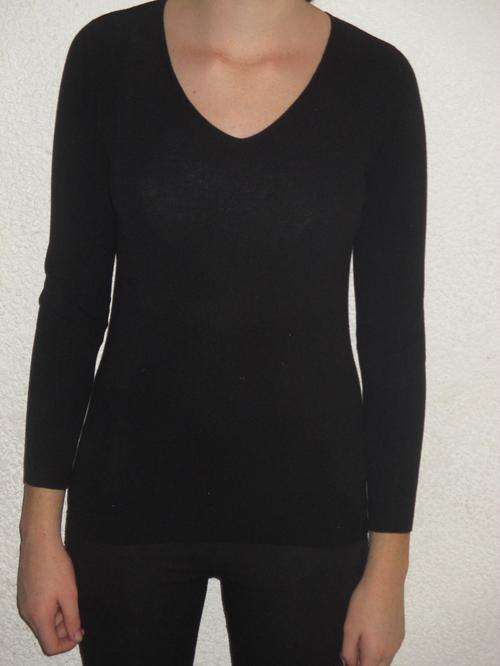 KNITTED BLACK TOP. WOOLWORTHS. SIZE 10. AS NEW
