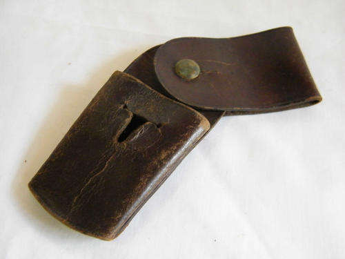 Royal Navy Pattern 1901 brown leather frog with shifting loop - SCARCE - as per photo