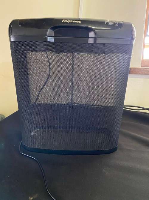 Powershred® M-6C Cross-Cut Shredder