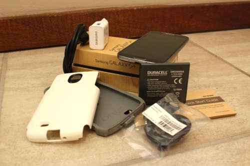 Samsung Galaxy S4 Black 32 GB Otterbox Case!