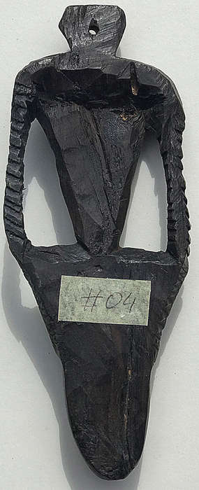 #04 African Art  Two heads wood carvings