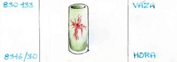 MAGNIFICENT CZECH ART GLASS VASE BY CONTEMPORARY MASTER GLASS DESIGNER PETR HORA
