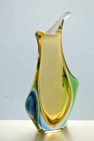 * A MAGNIFICENT & MOST ELEGANT CZECH ART GLASS VASE DESIGNED BY FRANTISEK ZEMEK FOR MSTISOV