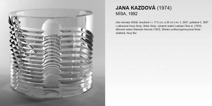 DAZZLINGLY BEAUTIFUL MODERN SCULPTURAL BOWL: CONTEMPORARY CZECH CRYSTAL ART GLASS AT ITS VERY BEST