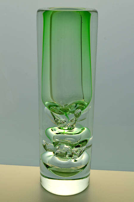 DAZZLING, TRANSPARENT & HEAVY SKRDLOVICE VASE, DESIGNED BY JAN BERANEK (1933-) IN 1980