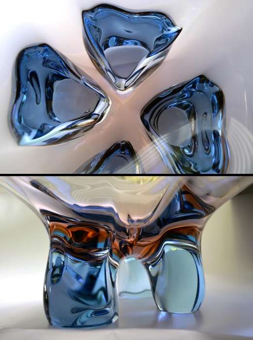 A MAGNIFICENT, MOST ELEGANT 1955 CZECH ART GLASS BOWL DESIGNED BY FRANTISEK ZEMEK FOR SKRDLOVICE