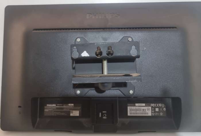 Philips 18.5 inch LED monitor - badly scratched - no stand but has Vesa mount
