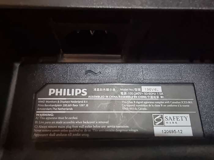 Philips 18.5 inch LED monitor - badly scratched - no stand but has Vesa mount