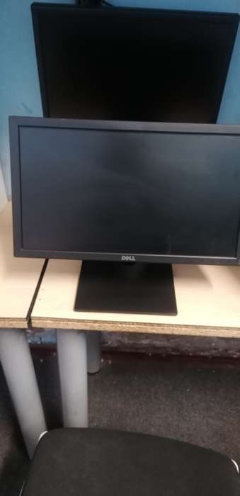 Monster Dell LED Monitor E2016H, HDMI, VGA, Power Cable, 1920x1980 Display Worth Price R2500