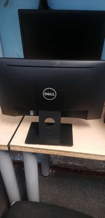 Monster Dell LED Monitor E2016H, HDMI, VGA, Power Cable, 1920x1980 Display Worth Price R2500