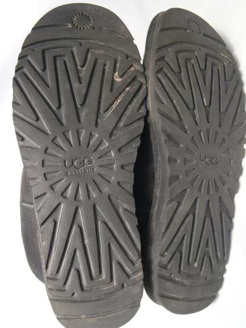 Genuine Ugg  Boots Size - 4.5