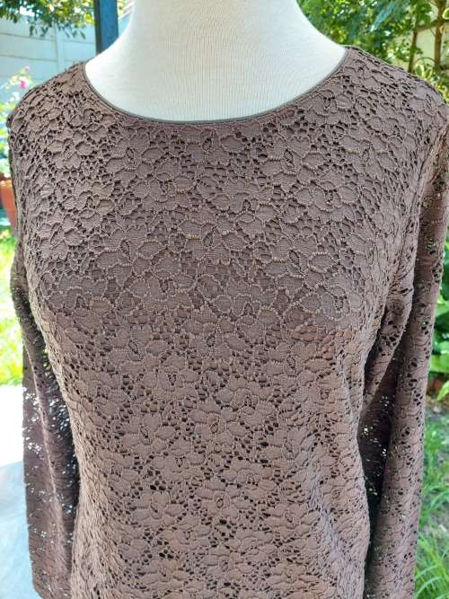 Lace Long-sleeved  Top