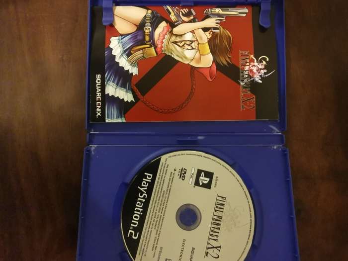 Final Fantasy X-2 on PlayStation 2 with Booklet