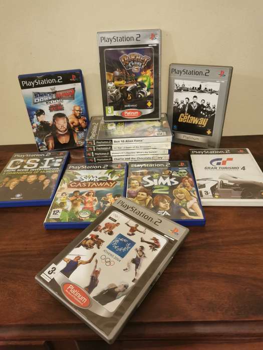 Huge Collection of x13 PlayStation 2 Games - see pics
