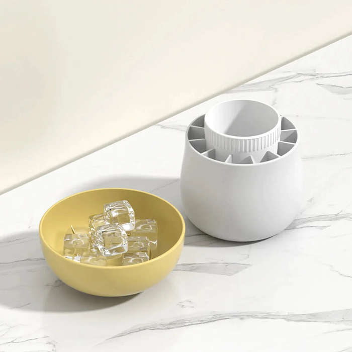 Creative Ice Bucket Mold (BRAND NEW)