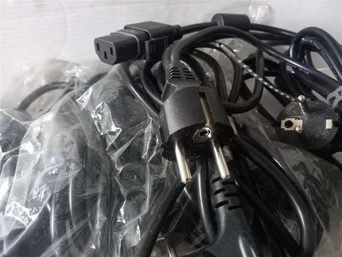 Official EU Power Cable (2 Pin Kettle Lead For Xbox 360 And Xbox One - OEM)