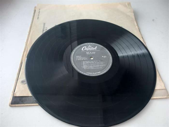 Frank Sinatra - Nice `N` Easy Vinyl