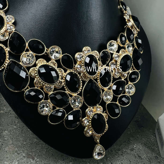 AMRITA NEW YORK Women`s The Hamptons Austrian Crystal and Resin Evening Necklace coral