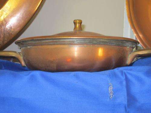 ESTATE SALE LOT 119 COPPER POT WITH LID