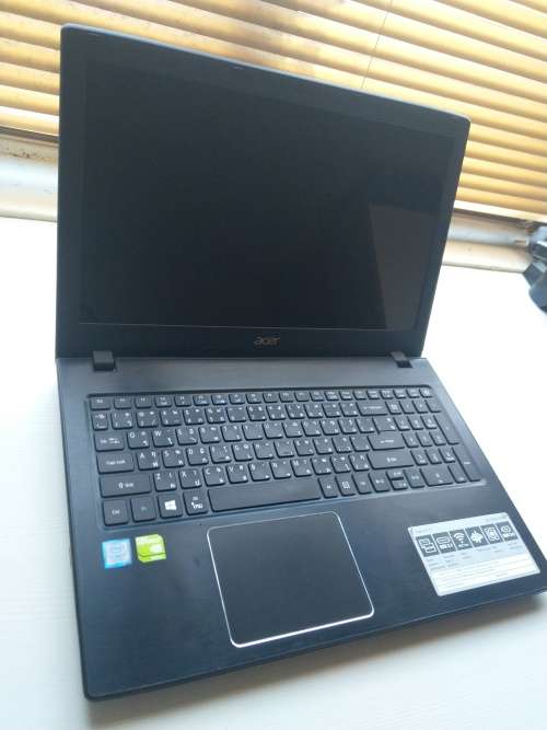 Acer Aspire E 15, I7 7500U, Nvidia GTX 940MX Graphics Card, 12gb Ram & 1000gb HHD