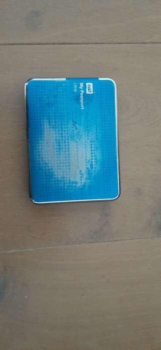 2tb WD My Passport Ultra 2.5` USB 3.0 Portable hard drive