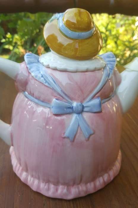 COLORFUL OTAGIRI JAPAN GRANNY TEAPOT DESIGN MARY ANN BAKER