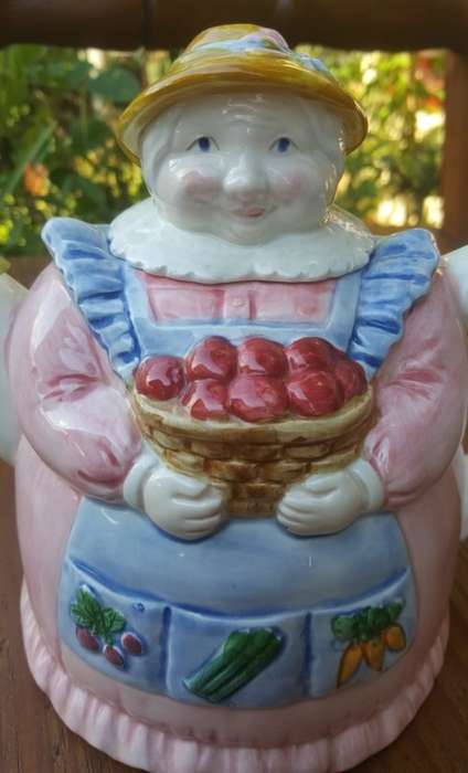 COLORFUL OTAGIRI JAPAN GRANNY TEAPOT DESIGN MARY ANN BAKER