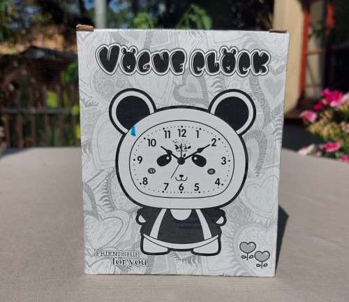 CUTE DORAEMON (CHILDRENS CARTOON CHARACTER) ALARM CLOCK SILENT (NO TICKING) PLASTIC BLUE