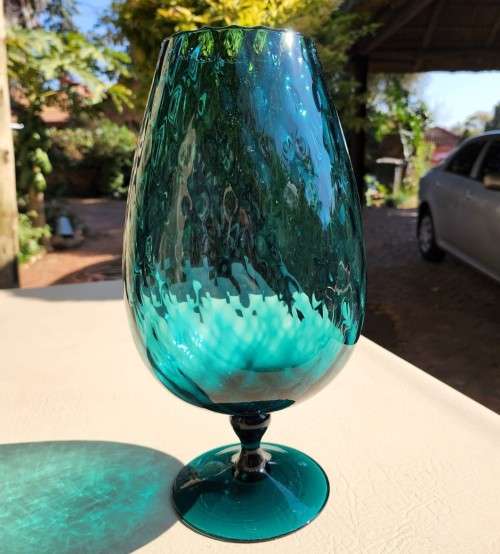 GIGANTIC (34CM HIGH) TURKOOIS ART GLASS GOBLET VASE