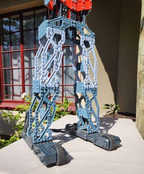 1,1M TALL! MECCANO BY ERECTOR MECCANOID G15 KS (KIDS SIZE!) ROBOT - 2016 INNOVATIVE TOY OF THE YEAR