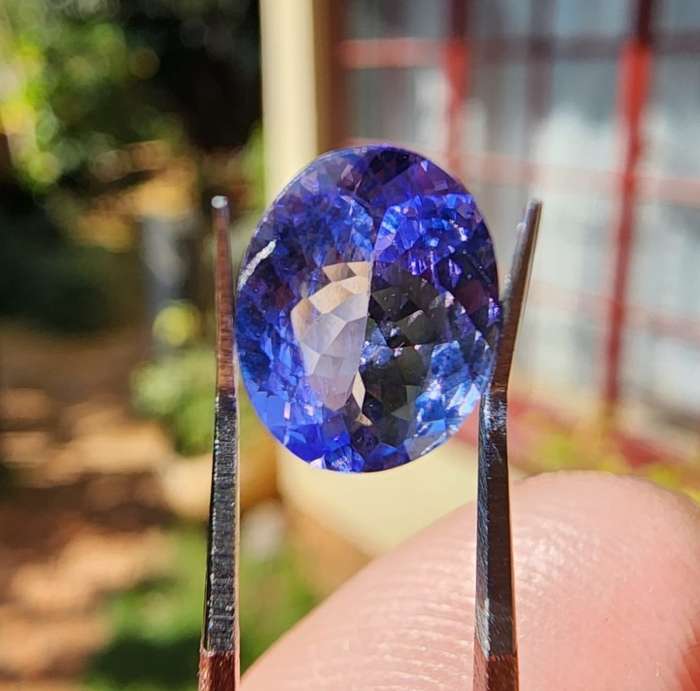 GISA CERTIFIED 1,50CT BLUISH VIOLET TANZANITE OVAL CUT GEMSTONE PLEASE READ FULL DESCRIPTION