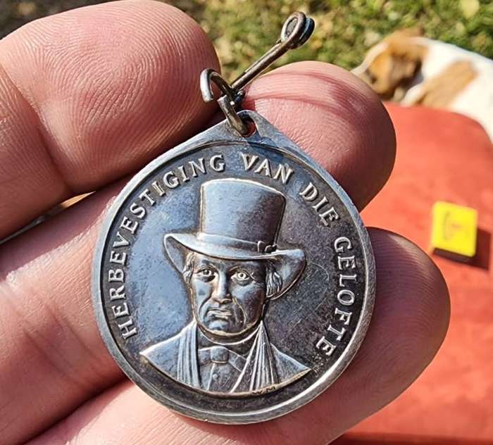 STERLING SILVER 1955 ANDRIES PRETORIUS IN COMMEMORATION OF THE 1838 VOW MEDAL