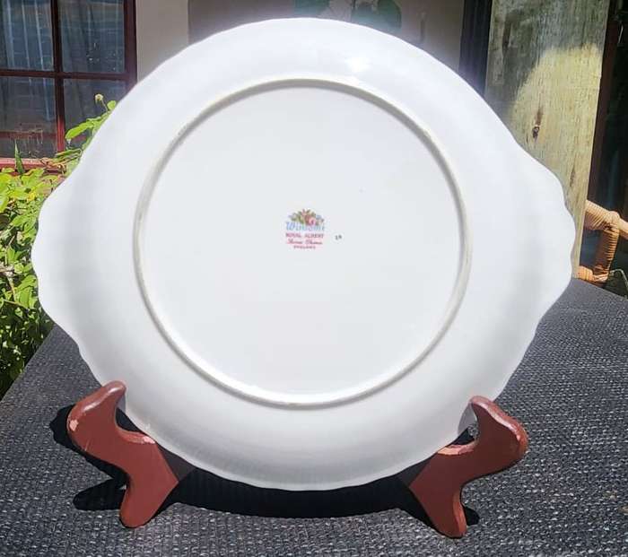Royal Albert 1966-1980 Winsome Pattern (Small Pink Roses) Two Handled Cake Plate