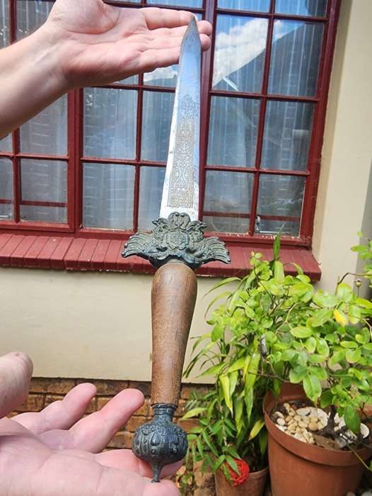 Vintage Engraved Spanish Toledo Main-Gauche Type Parrying Dagger with Elaborate Brass Relief Guard