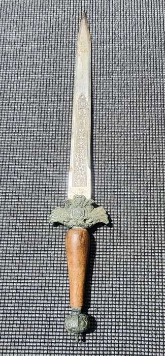 Vintage Engraved Spanish Toledo Main-Gauche Type Parrying Dagger with Elaborate Brass Relief Guard
