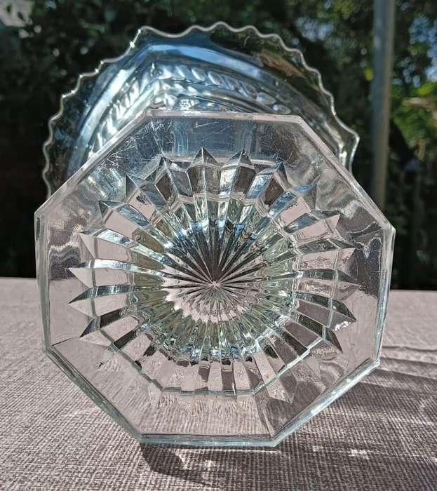 Superb Ringing and Singing Czech Chrystal Trumpet Vase with Hexagonal Base