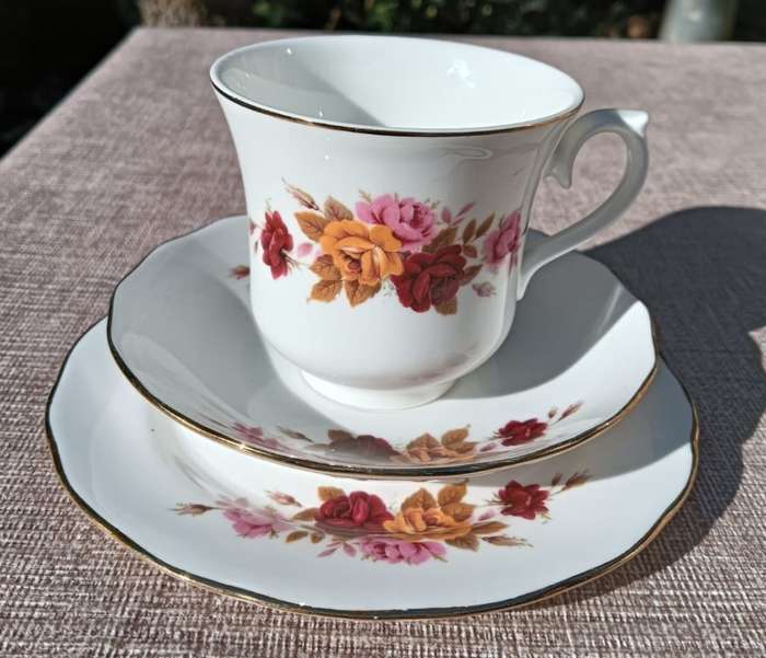 Set of 5 Queen Anne Ridgway England 1960s Pink, Red, Yellow Roses Pattern No 8638 Trios