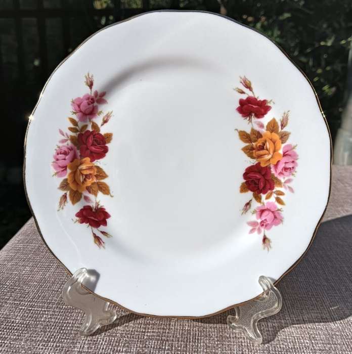 Set of 5 Queen Anne Ridgway England 1960s Pink, Red, Yellow Roses Pattern No 8638 Trios