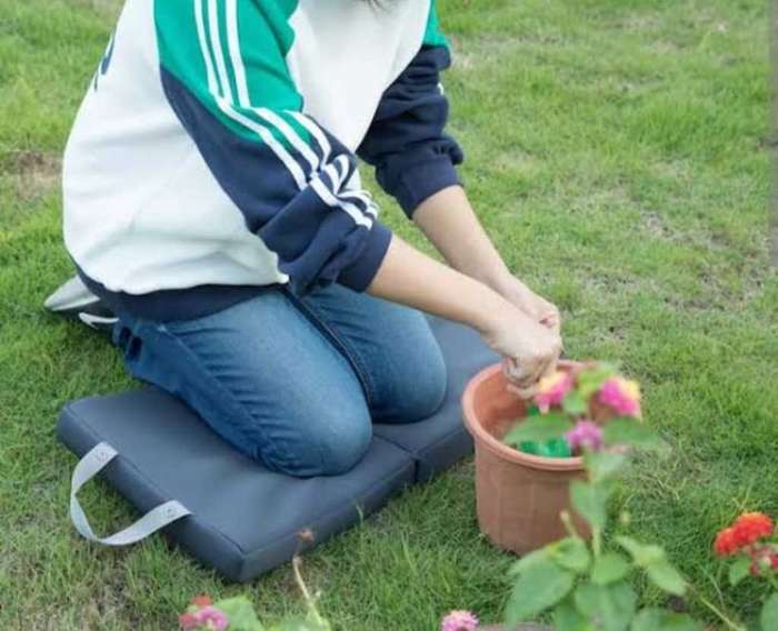 Garden Knee Cushions
