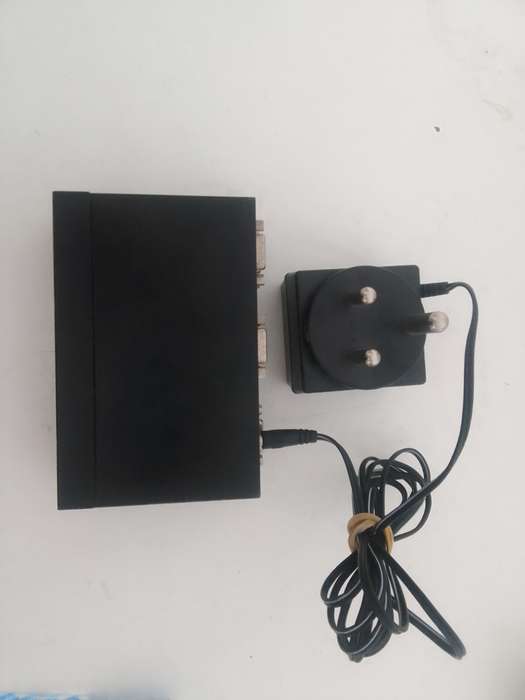 VGA Switch and Splitter - Good Condition
