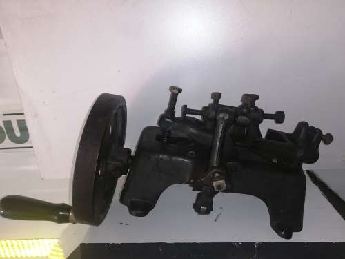 Vintage bandsaw tooth setter