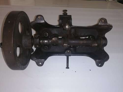 Vintage bandsaw tooth setter