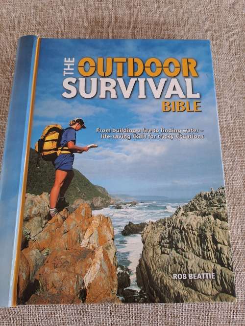 The Outdoor Survival Bible - Rob Beattie