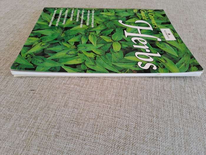 A Grower`s Guide to Herbs - Woolworths